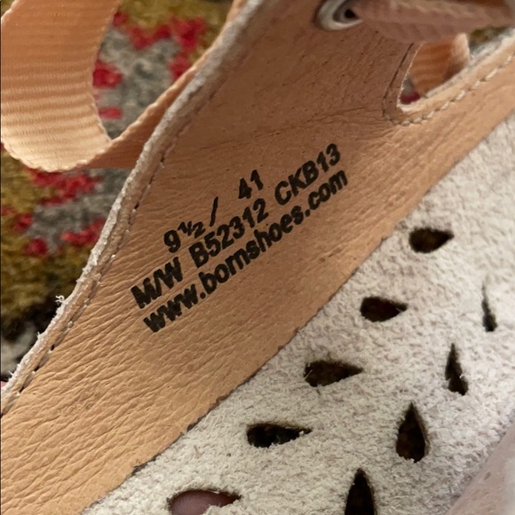 EUC Blush Leather Flat - Picture 9 of 9